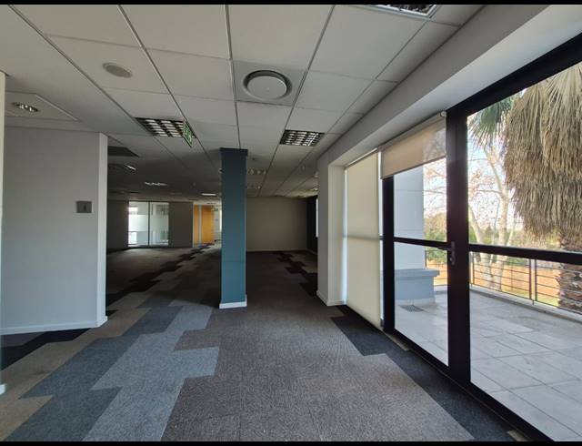 3,495M² OFFICE TO LET IN ILLOVO